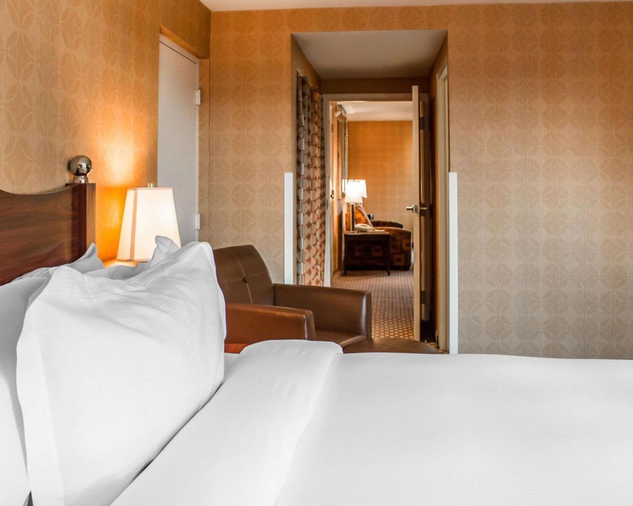 The Woodlands Inn Wilkes-Barre Ngoại thất bức ảnh
